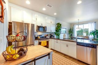 Flagstaff Home with Backyard Oasis 38 Mi to Sedona! - Bellemont - 5