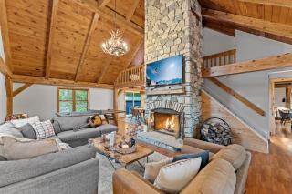 Beautiful chalet on 5 acres - 2 min to Village! Hot-Tub, Sauna, Fire Pit! - Ellicottville - 8