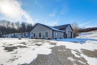 Family Retreat with Fire Pit and Yard in Mineral City - 8