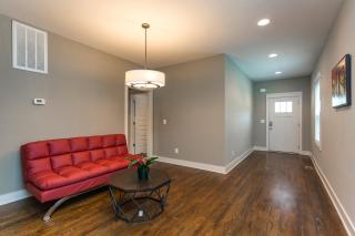 Modern Vacation Home II - Nashville - 8
