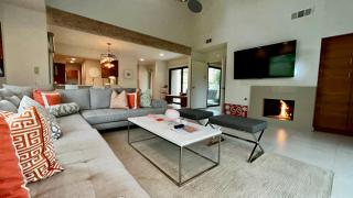 Courtside Contemporary - Rancho Mirage - 3