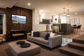 Villa Habeke- Lake Views- Gas Fire- AC- BBQ - Queenstown - 6