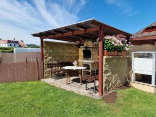 Modernes Ferienhaus mit Garten - Běloves - 5