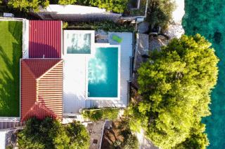 Seaside apartments with a swimming pool Pisak, Omis - 23884 - Pisak - 0
