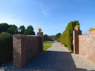 Villa in Garrigoles with private pool - Garrigolas - 1