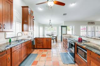 Lovely Gilbert Home with Heated Pool 3 Mi to Dtwn! - Gilbert - 2