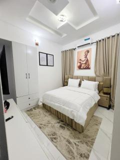 2 Bed Luxury Apartment in Lekki-Ikota Lagos - 1