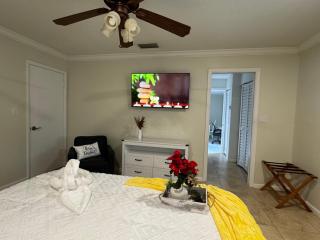 The Sunshine Nest in Lehigh - Lehigh Acres - 5
