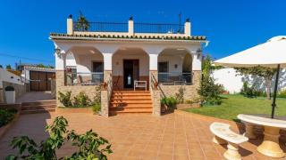 Ferienhaus mit Privatpool für 6 Personen ca 131 qm in Nerja, Andalusien Costa del Sol - Nerja - 4