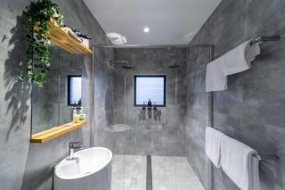 Mossy Green Door MTB stay minutes to Mogo Trails - 1