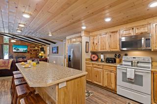 Huckleberry Hollow - 8