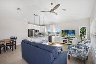 Bettys Beach House by Sun Palace Vacations - Fort Myers Beach - 2