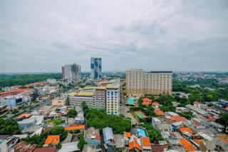 Brand New 1BR Apartment with City View at Atlanta Residences By Travelio - 9