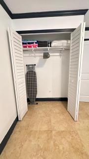 Stylish 1BR Near Miami Airport & Port! - Miami - 7