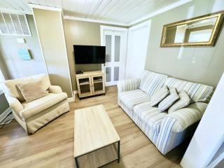5 Bedroom House, Only 3 minute walk to the beach! - Myrtle Beach - 6