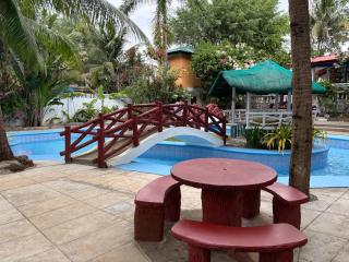 Hollywood Beachfront Bed & Breakfast - 5