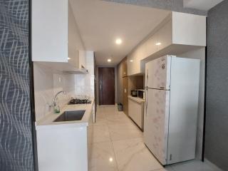 3BR BSD SkyHouse - Samporo - 2