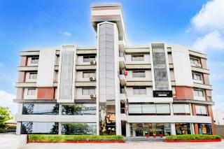 Super Townhouse Prahladnagar - Sarkhej - 0