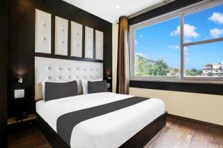 Super Townhouse Dharamshala - Dharamshala - 9