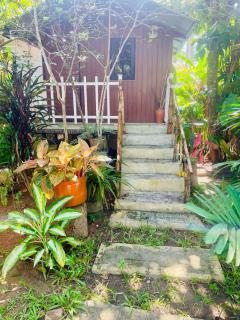 leon villa weligama - 2