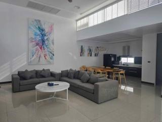 Unique 8BR villa's in Phuket - Ban Kata - 0