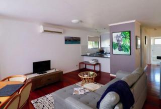 5 36 Maurice Avenue - Mallacoota - 4
