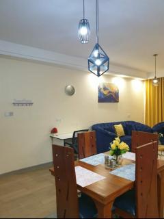 luxurious one bedroom apartment with well equipped gym,heated swimming pool, ample parking space and a relaxing rooftop with amazing city views - Nairobi - 1