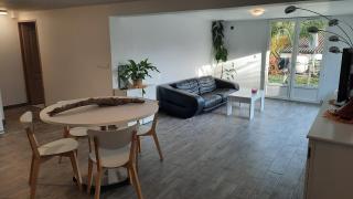 Apparemment avec JARDIN idéalement située - Mouguerre - 1