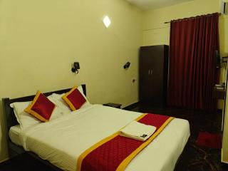 Royal Parisian Residency - Pattukkottai - 2
