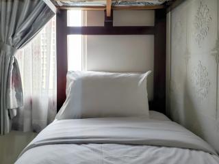 Comfort Living 2BR Apartment at Springlake Summarecon Bekasi By Travelio - Bekasi - 8