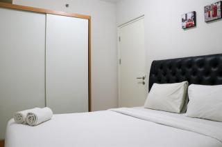 Tranquil Designed and Homey 2BR at Springlake Summarecon Bekasi Apartment By Travelio - Bekasi - 5