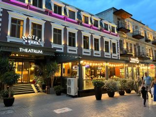 Theatrum Hotel Baku - Bakoe - 0