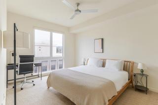 Blueground Oakland AC wd nr Mosswood Park SFO-1816 - 2