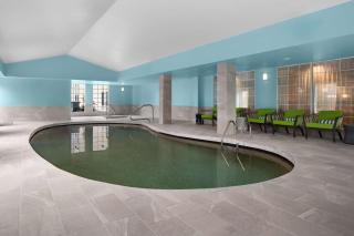 Hampton Inn Sturbridge - 3