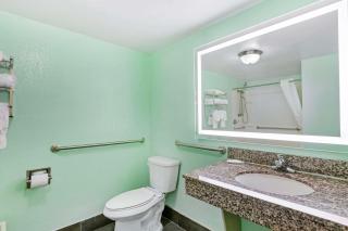 Clarion Inn Des Moines Airport - Des Moines - 1