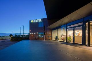 Vienna House Easy by Wyndham Amsterdam Airport Schiphol - 1