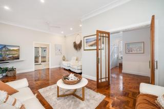 Offshore Beach House - Merewether - 5