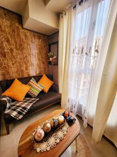 Modern Rustic Unit in front of Mall and near NAIA Terminal - Manila - 5