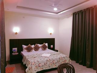 Rudras villa by Dattatray Holliday's - Mahabaleshwar - 4