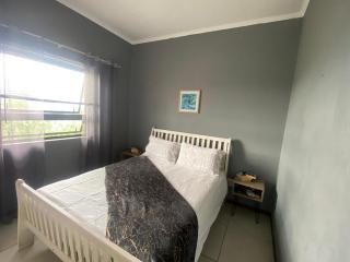 Luxurious 2 bedroom and 2 baths - 7