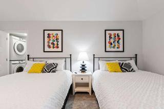 A Golfers Retreat Spacious 2BR with Gorgeous View - Osage Beach - 4