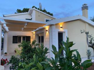 Ferienhaus für 7 Personen ca 150 qm in Arbanija, Dalmatien Mitteldalmatien - Trogir - 0