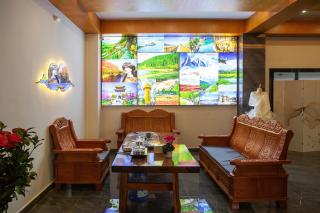 Lansheng Lucky Light Luxury Smart B&B - 4