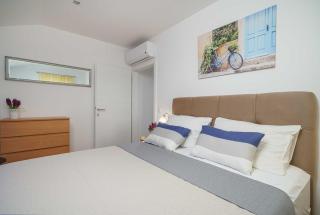 Wohnung Mit Blick Auf Die Stadt Und Das Meer - Vodice - 4