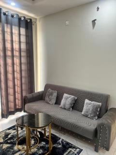 Minimalist Cozy 1BKD Apartment - 2