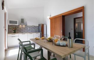 Amazing Home In Razanj - Ražanj - 7