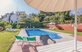 3 Bedroom Lovely Apartment In Malaga - Torremolinos - 9