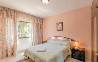 3 Bedroom Lovely Apartment In Malaga - Torremolinos - 5