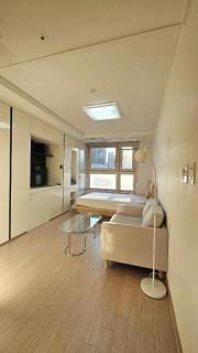 2403#Quiet Premium stay# The Vogue Grande Retreat# All-new furniture, extra-large bed - 4