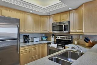 Anchorage Resort 5th Floor 2 bedroom condo with Beach Access 0888 - Siesta Key - 1